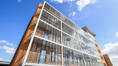 Verticale gevellamellen