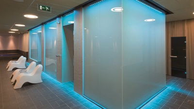 Glazen wanden voor douche en wellness